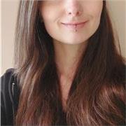 Laureata in Dams, attualmente studentessa in Filologia moderna e comparata offro lezioni di Letteratura Italiana